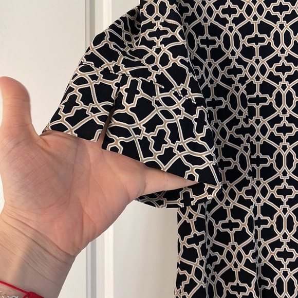 Beautiful Laundry Dress! - Picture 4 of 7